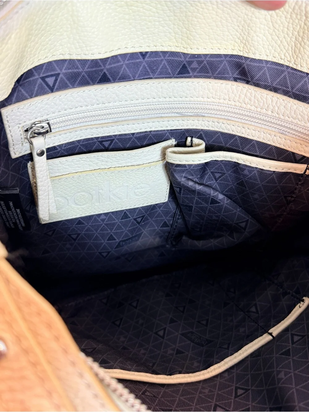 Botkier New York Cream Pebbled Leather Bucket Hobo Crossbody Shoulder Bag